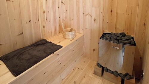Room Only | For 2 People OURHOUSE  A villa av / Du Hui County Mie