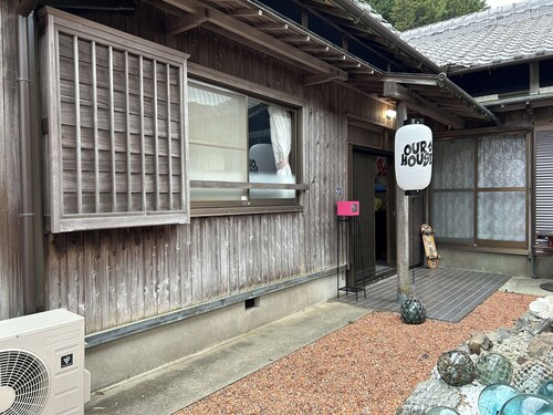 Room Only | For 5 People OURHOUSE  A villa av / Du Hui County Mie