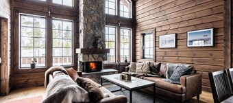 Exclusive chalet with generous living spaces and sauna at Idre Mountain Lodge