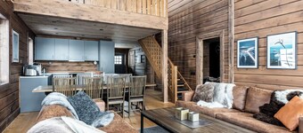 Exclusive chalet with generous living spaces and sauna at Idre Mountain Lodge