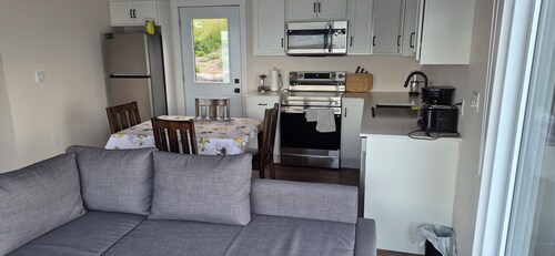 Brand-new Oceanfront cottage 8 overlooking Peggys Cove.