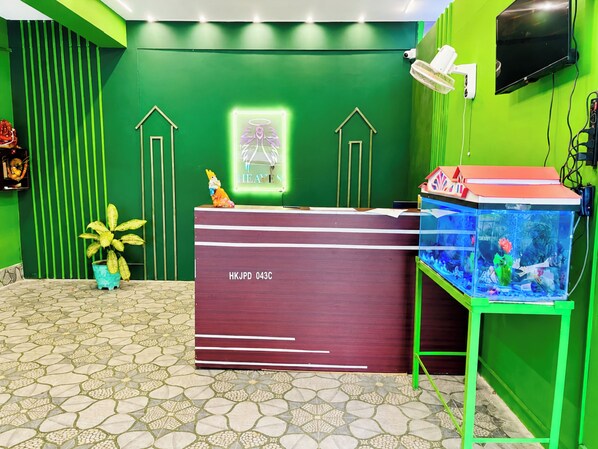 Quầy tiếp tân