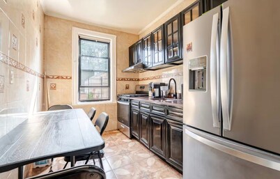 Sunny 3BR Duplex in Queens