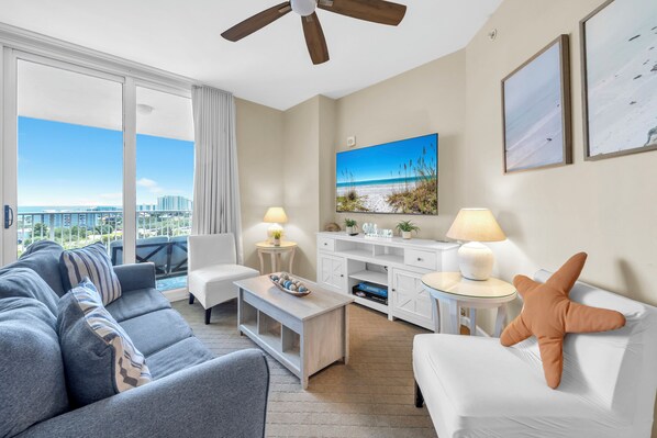 Living area - Sun, Sand & Gulf Views | Perfect Family Getaway (Destin)