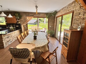 Dining - Vrbo Property (Villard-de-Lans)