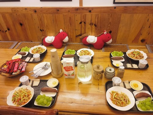 Yueluhomestay