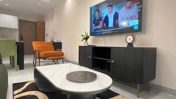 Comfort Apartment, Balcony, City View | Room amenity