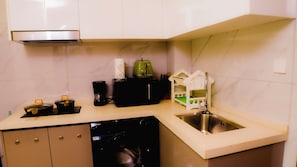 Comfort-Apartment, Balkon, Stadtblick | Eigene Küche | Espressomaschine, Wasserkocher mit Kaffee-/Teezubehör, Wasserkocher