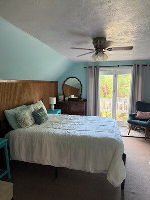 Room - Charming 3-bedroom house with in Boyne City (Boyne City)