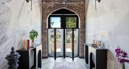 10 Bedroom Church Downtown Wilmington
