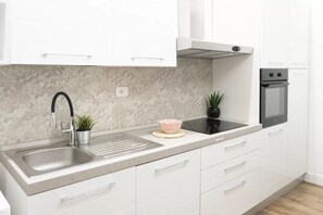 Private kitchen - IMB23 • Central Apartment in Milan • (Milano)
