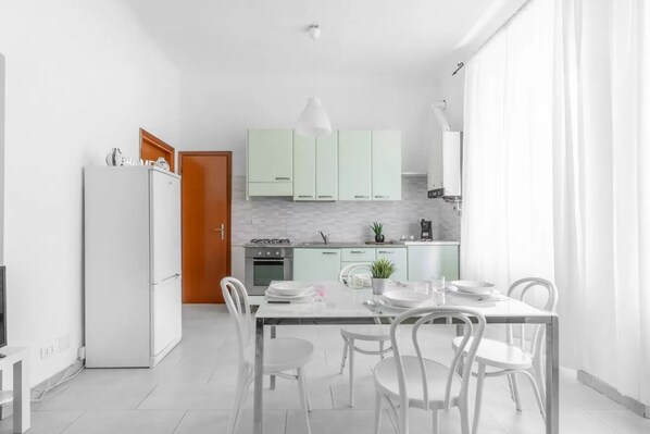 Private kitchen - VE2 [Island] Cool Apartment • Exclusive • (Milano)