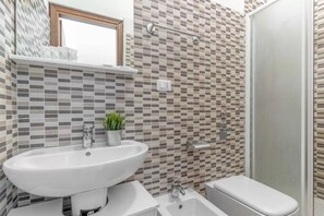 Hair dryer, towels, toilet paper - VE2 [Island] Cool Apartment • Exclusive • (Milano)