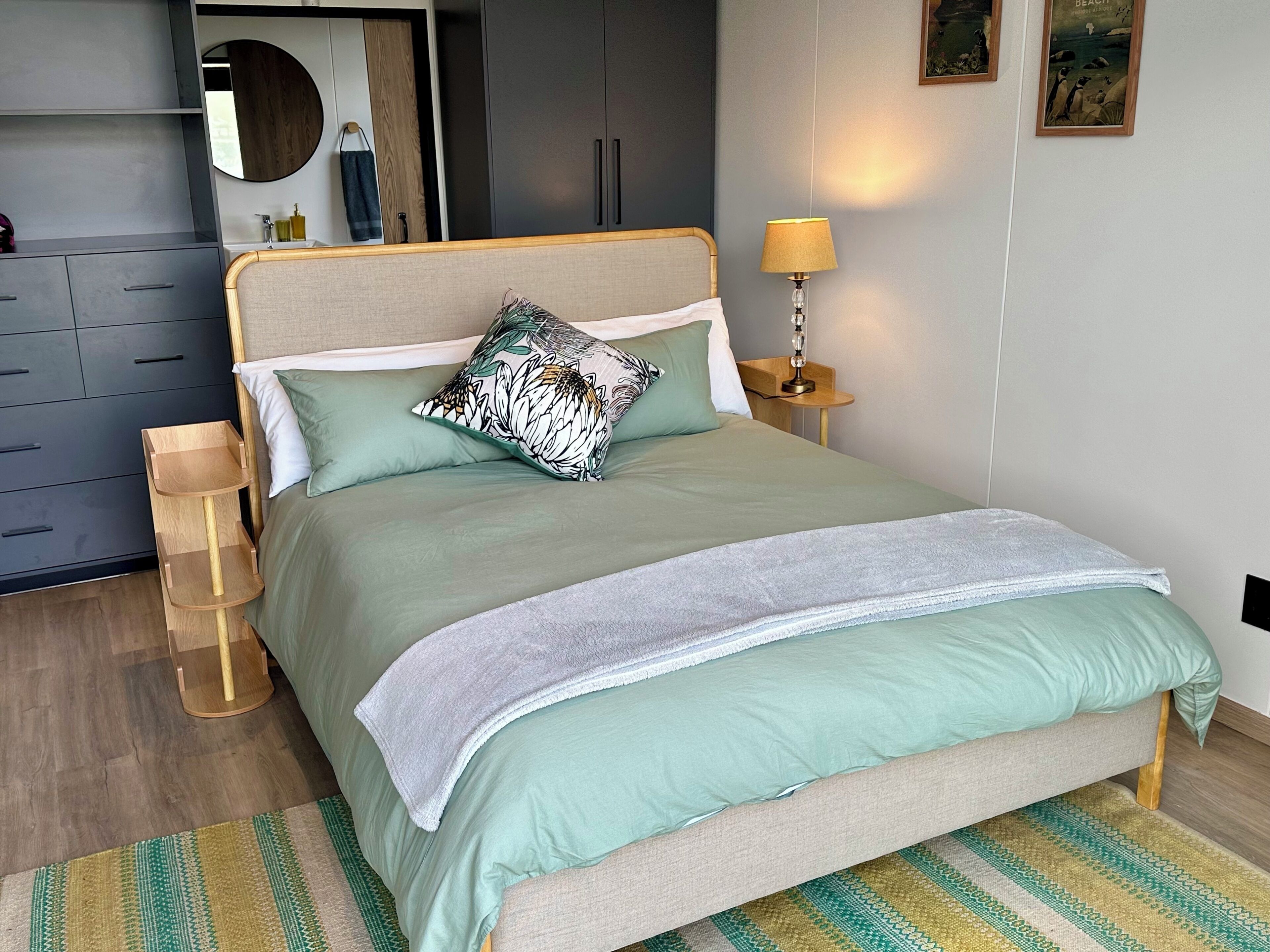 Cosy Single Or Couples  1-bedroom Cottage With Stunning View Over Simonstown Bay - Cape Town
