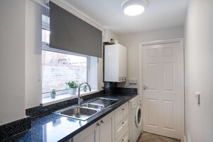 House | 2 bedrooms, Internet