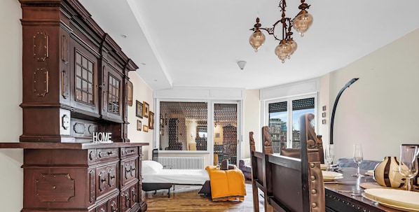 2 bedrooms, iron/ironing board, internet, bed sheets - LAB17: Spacious and bright apartment for 7 in Milan (Milano)