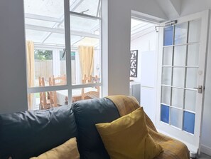 House - Onyx 4BR Home Near Computing History Museum (Cambridge)