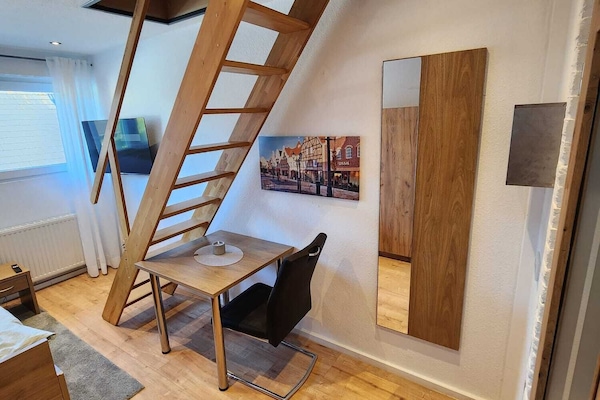 4 bedrooms, desk, iron/ironing board, travel cot