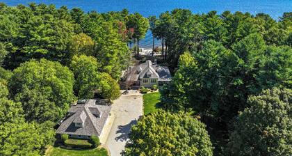 Dock Access! Charming Lake Champlain Carriage Home