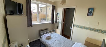 Friends Hotel