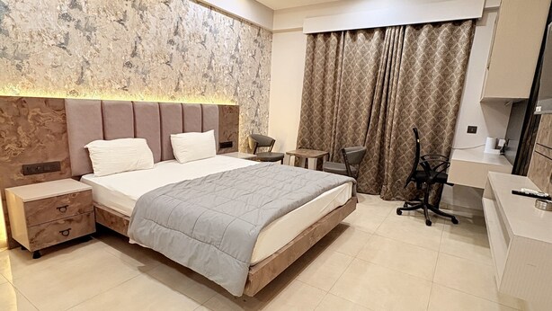 Unclassified image, 1 of 8, button - Cozy 1-bedroom building in serene Lucknow with AC comfort (Lucknow)