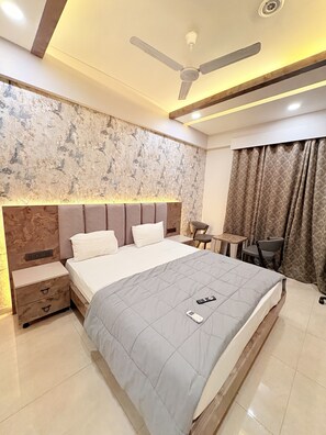 Room - Cozy 1-bedroom building in serene Lucknow with AC comfort (Lucknow)