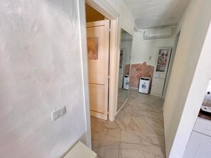 Interior - Villa dell'Armonia Perfetta, Porto Istana, Sardinia (Porto Istana)