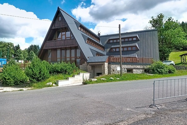 Hütte, Abstellgleis, Auffahrt