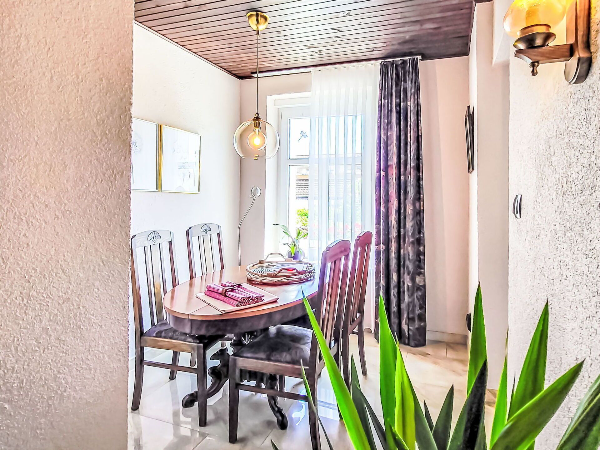 Blau, Wohngebiet, Wohnung, Eigentumswohnung, Resort, Balkon, Estate, Rasen, Schwimmbad, Hotel