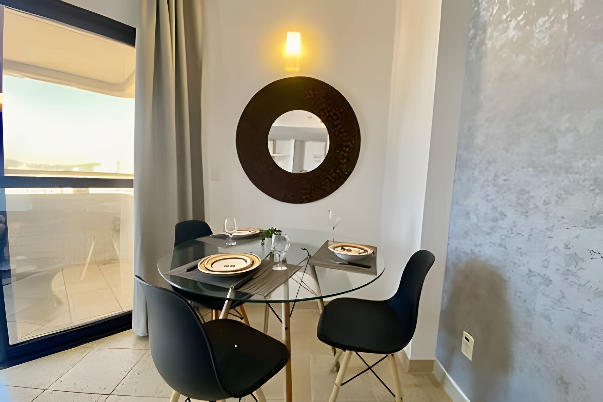 Apartment | Dining