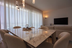 Dineren