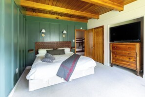 4 chambres, fer et planche à repasser, Wi-Fi gratuit, draps fournis