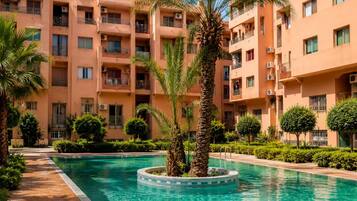 12 outdoor pools