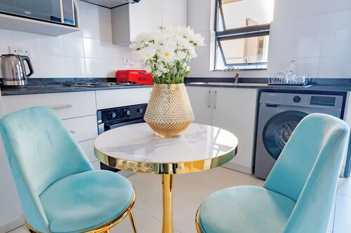 Lerako Apartment , A Calm, Beautiful Stay