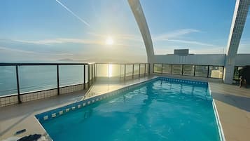 Apartment | Pool | Outdoor pool