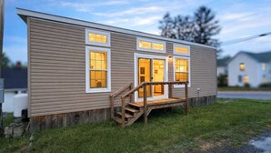 Exterior - New! Tiny Ridge by Buffalo Mountain Getaway (Floyd)