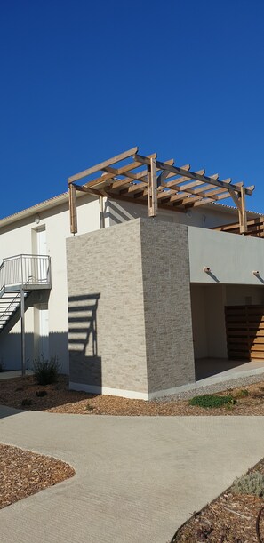 Exterior - Vrbo Property (Linguizzetta)