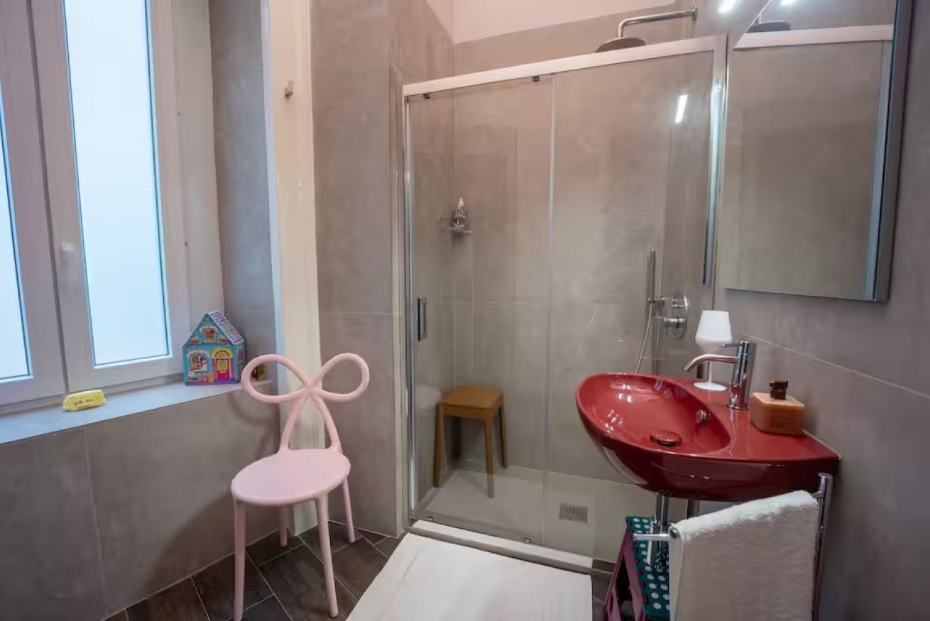 Doccia, bidet, asciugamani