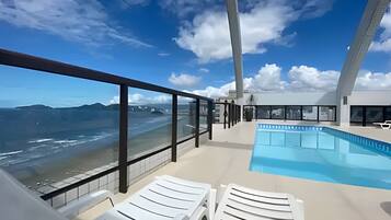 Apartment | Pool | Outdoor pool