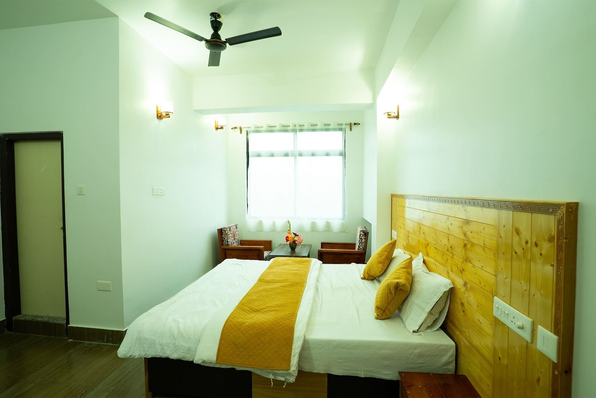 Chambre Familiale, 2 lits doubles, vue montagne | Wi-Fi gratuit