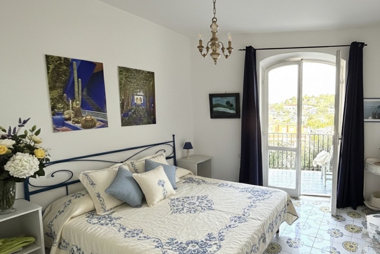 3 bedrooms, iron/ironing board