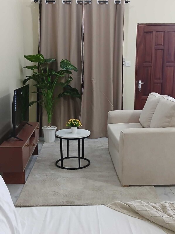 1 Schlafzimmer, Schreibtisch, Bügeleisen/Bügelbrett, kostenloses WLAN