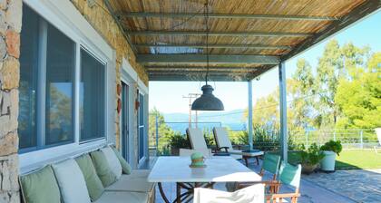 Spacious, Shiny, SeaView Villa, in Theologos