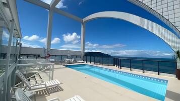 Apartment | Pool | Outdoor pool