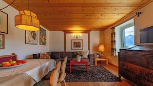 Comfort-huoneisto, vuoristonäköala | Oleskelualue
