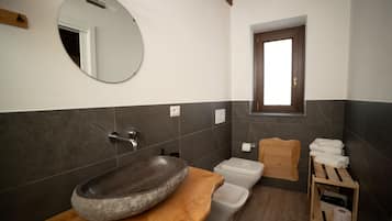 Doppia Comfort | Bagno | Doccia, asciugacapelli, asciugamani, sapone