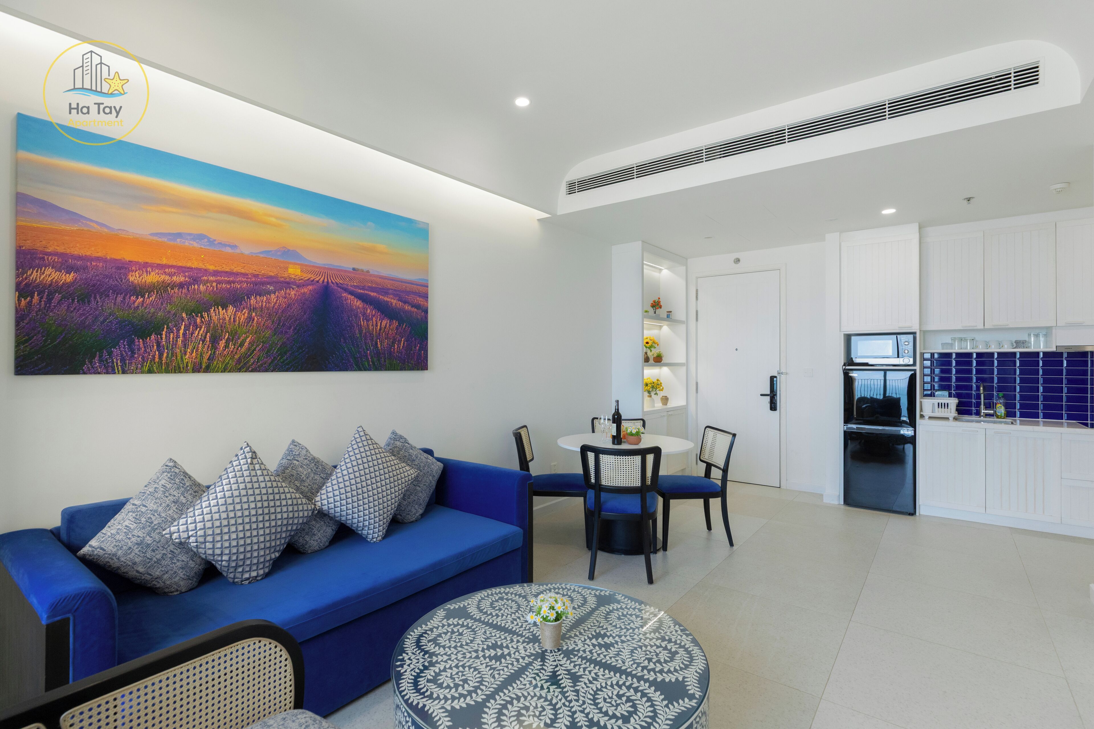 Apartamento Deluxe, balcón, vistas a la playa | Zona de estar