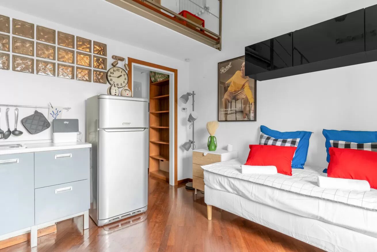 1 bedroom, iron/ironing board, internet, bed sheets