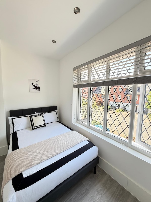 Room - West End Access Studio (London)