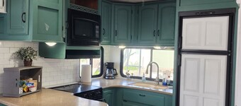 York Oasis • Contractor's Retreat